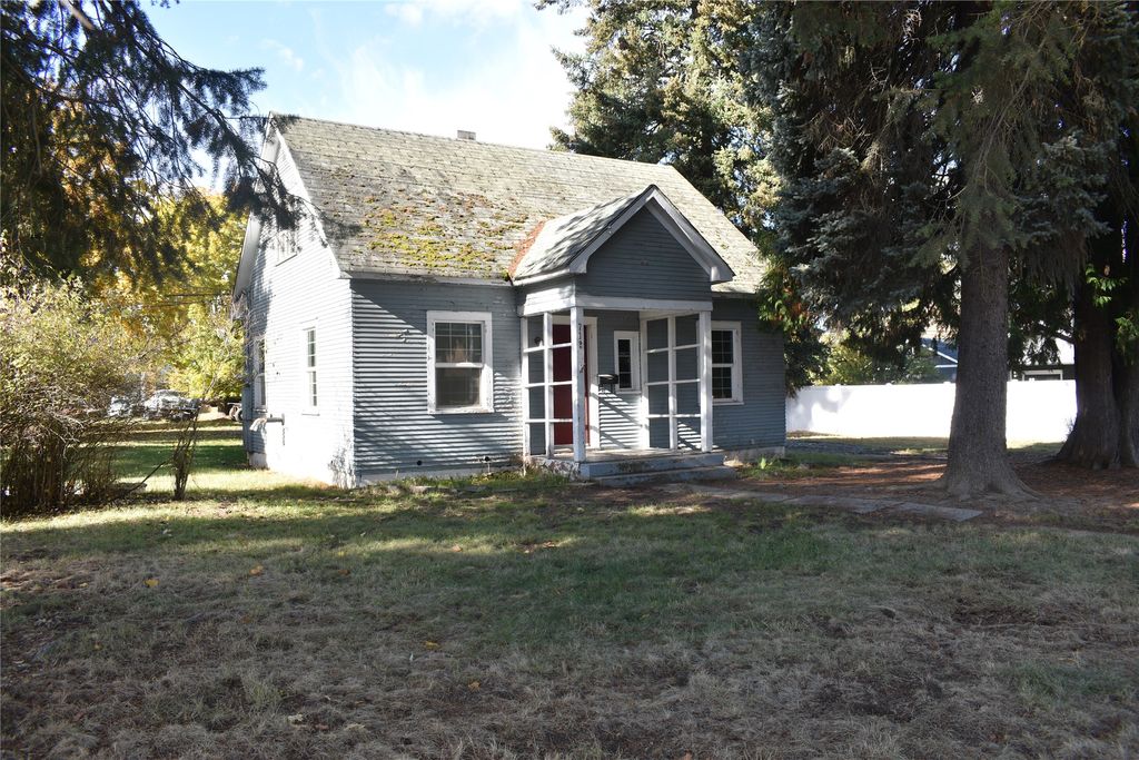 Photo of 712 Main Avenue, Libby, MT 59923 (MLS # 30069439)