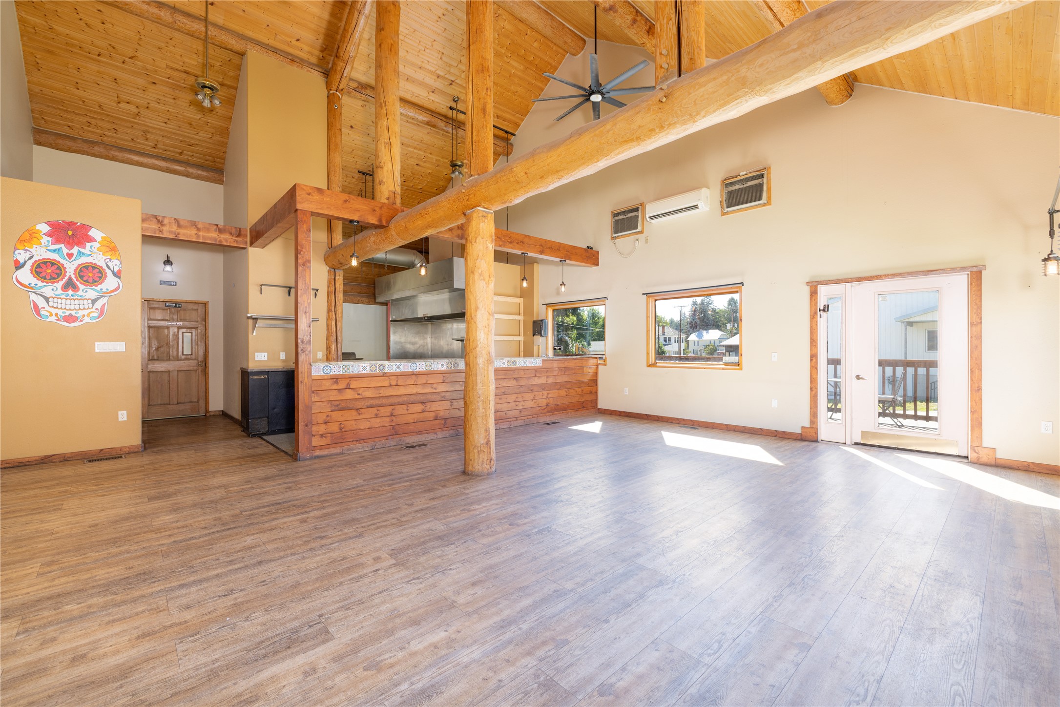 602 Dewey Avenue N 2 & 3