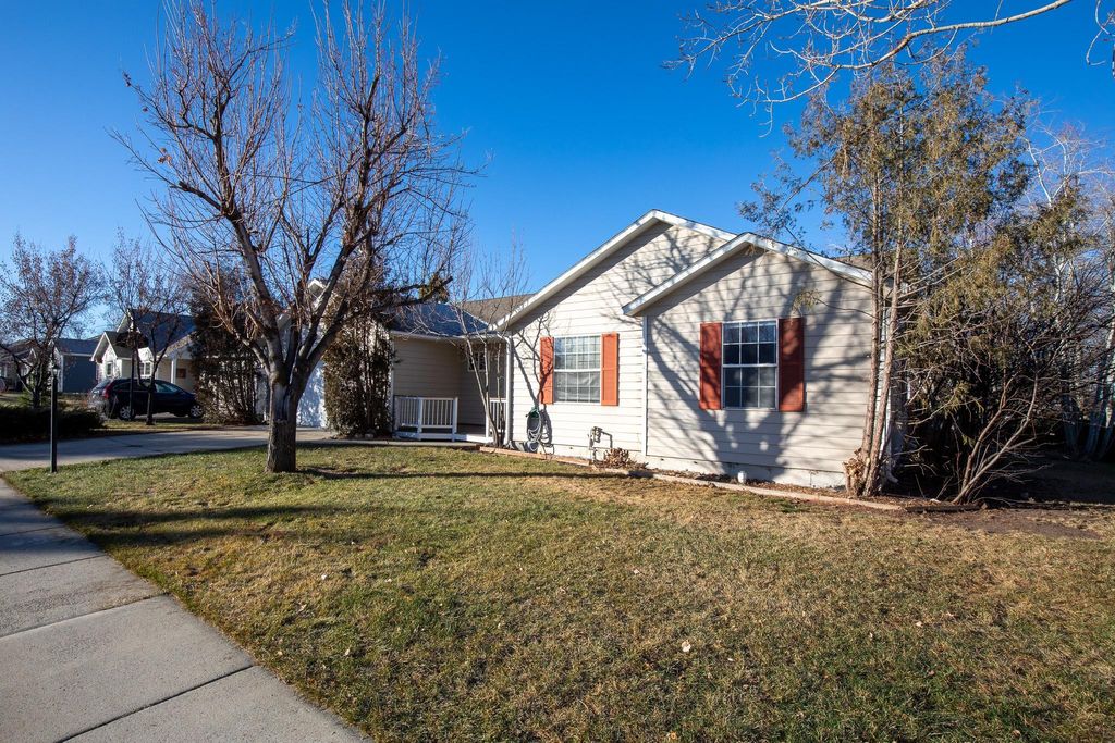 Photo of 303 Treasure Avenue, Bozeman, MT 59718 (MLS # 30064173)