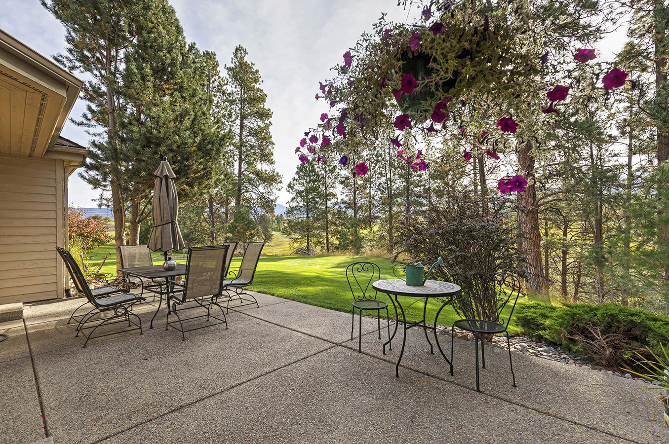 909 Hamilton Heights Road
