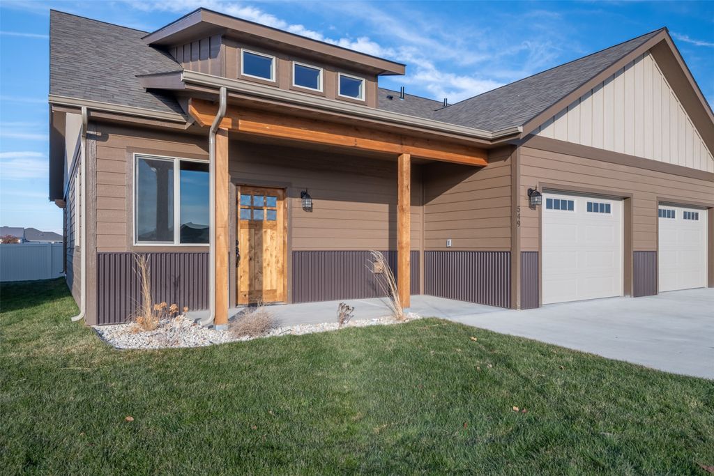 Photo of 520 Racetrack Trail, Hamilton, MT 59840 (MLS # 30069567)