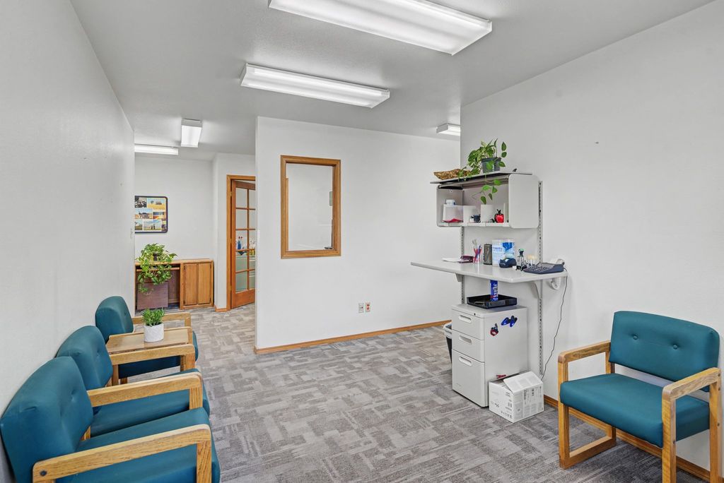 Photo of 725 N Montana Avenue, Helena, MT 59601 (MLS # 30064952)