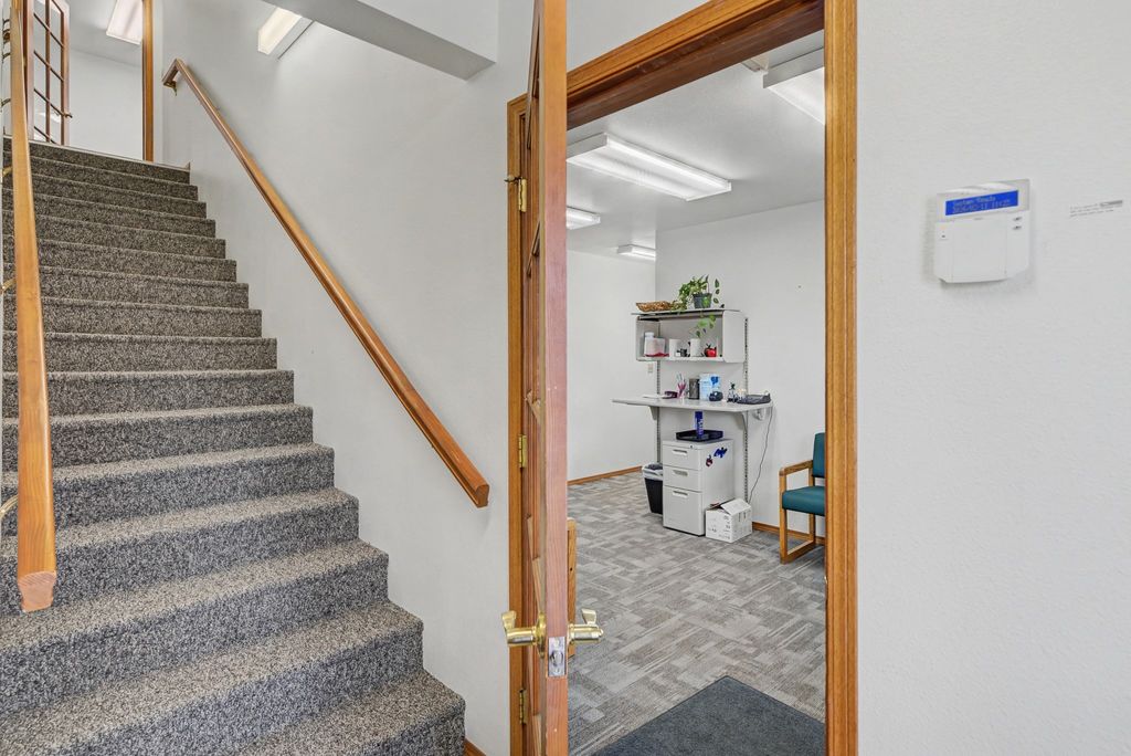 Photo of 725 N Montana Avenue, Helena, MT 59601 (MLS # 30064952)