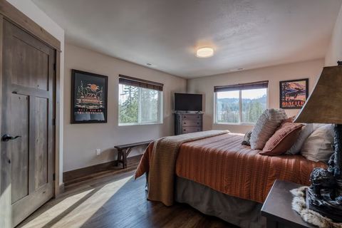 Tiny photo for 134 Inspiration Loop, Whitefish, MT 59937 (MLS # 30072585)