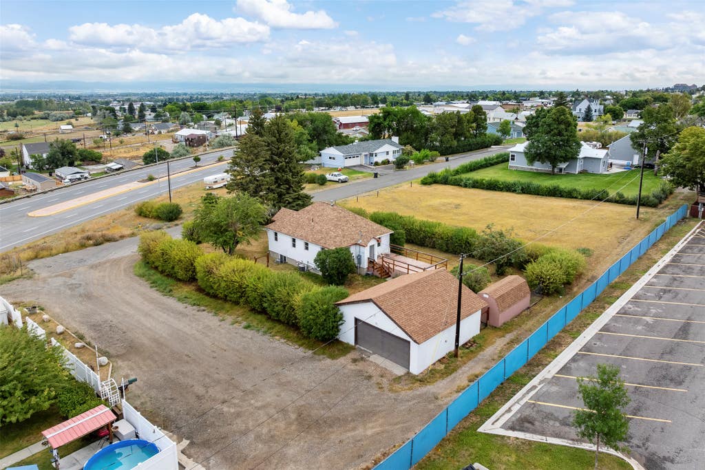 Photo of 2335 Cannon Street, Helena, MT 59601 (MLS # 30075908)