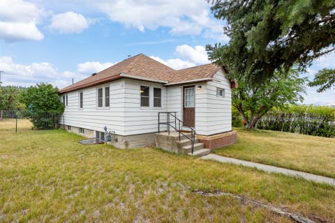 Photo of 2335 Cannon Street, Helena, MT 59601 (MLS # 30075908)