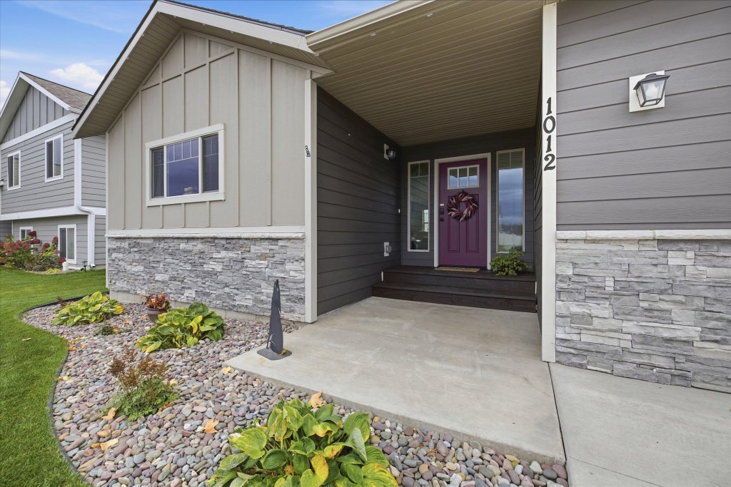 Photo of 1012 Clark Fork Drive, Kalispell, MT 59901 (MLS # 30079327)