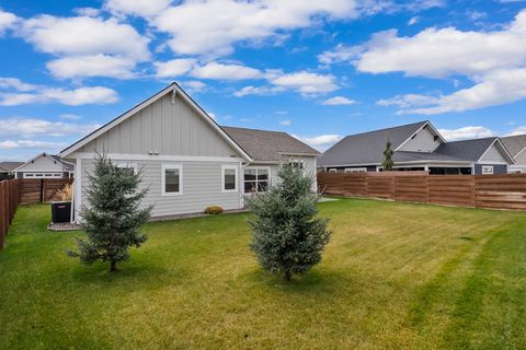 Tiny photo for 133 Silver Tip Trail, Kalispell, MT 59901 (MLS # 30060970)