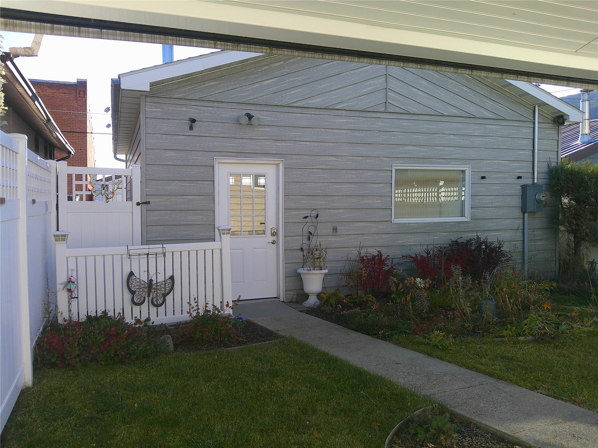 413 Spruce Street