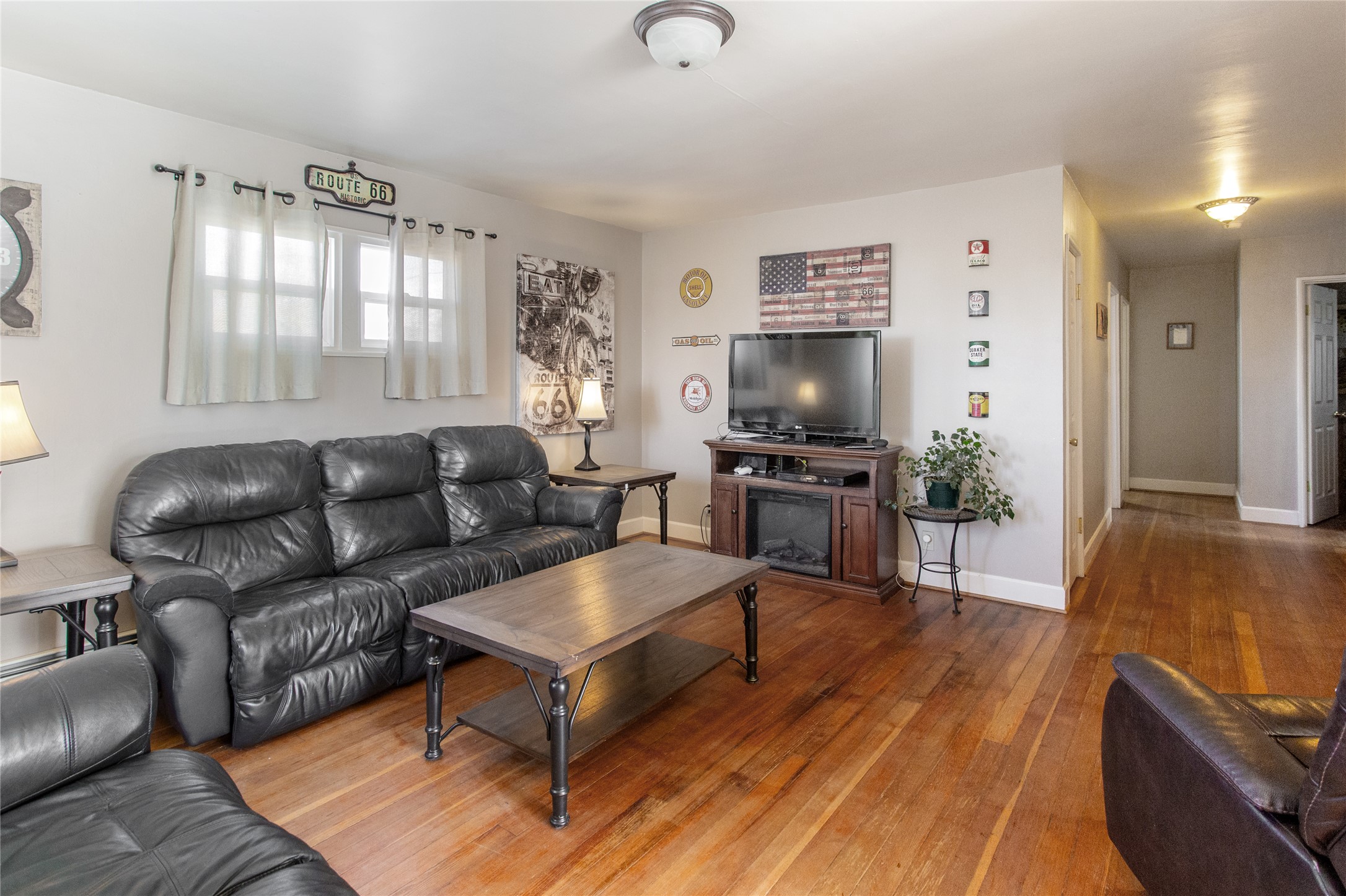 Butte, Montana 59701, United States, 3 Bedrooms Bedrooms, ,1 BathroomBathrooms,Residential,Pending,30914