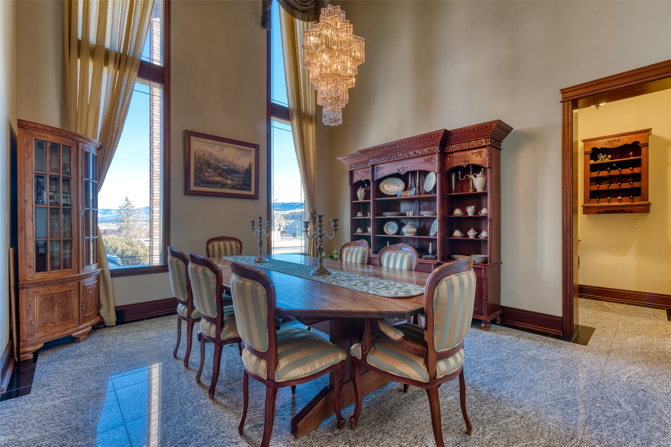 Hamilton, Montana 59840, United States, 4 Bedrooms Bedrooms, ,5 BathroomsBathrooms,Residential,Pending,67297