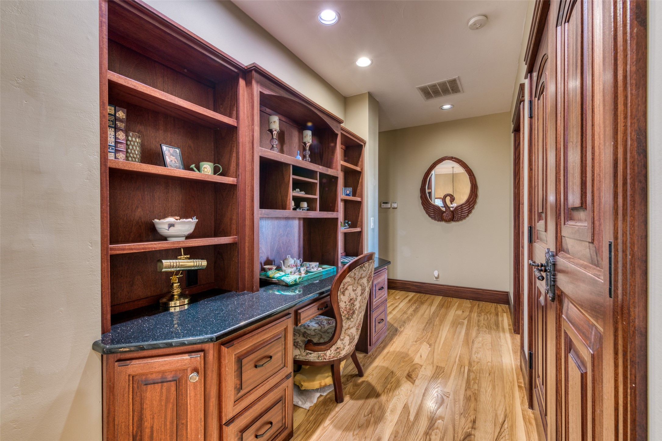 Hamilton, Montana 59840, United States, 4 Bedrooms Bedrooms, ,5 BathroomsBathrooms,Residential,Pending,67297