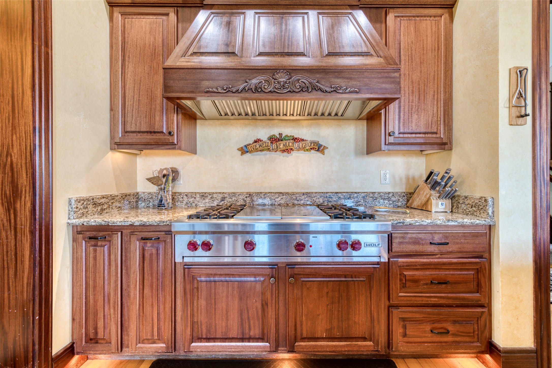 Hamilton, Montana 59840, United States, 4 Bedrooms Bedrooms, ,5 BathroomsBathrooms,Residential,Pending,67297