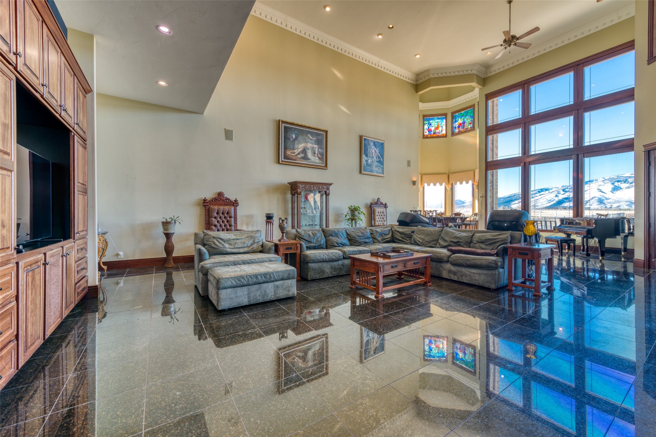 Hamilton, Montana 59840, United States, 4 Bedrooms Bedrooms, ,5 BathroomsBathrooms,Residential,Pending,67297