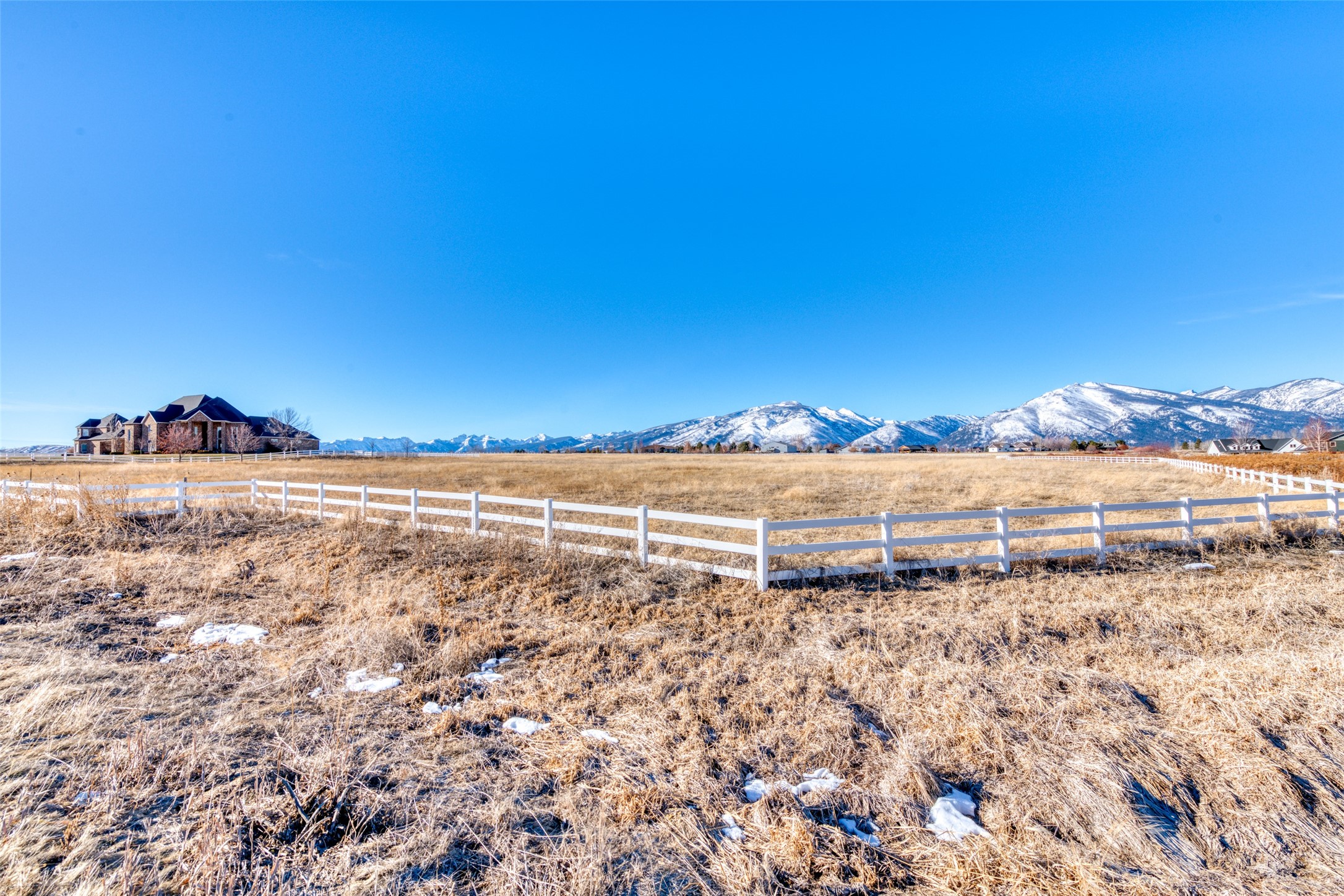 Hamilton, Montana 59840, United States, 4 Bedrooms Bedrooms, ,5 BathroomsBathrooms,Residential,Pending,67297