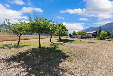 Tiny photo for 4 Sunset Court, Plains, MT 59859 (MLS # 30069755)