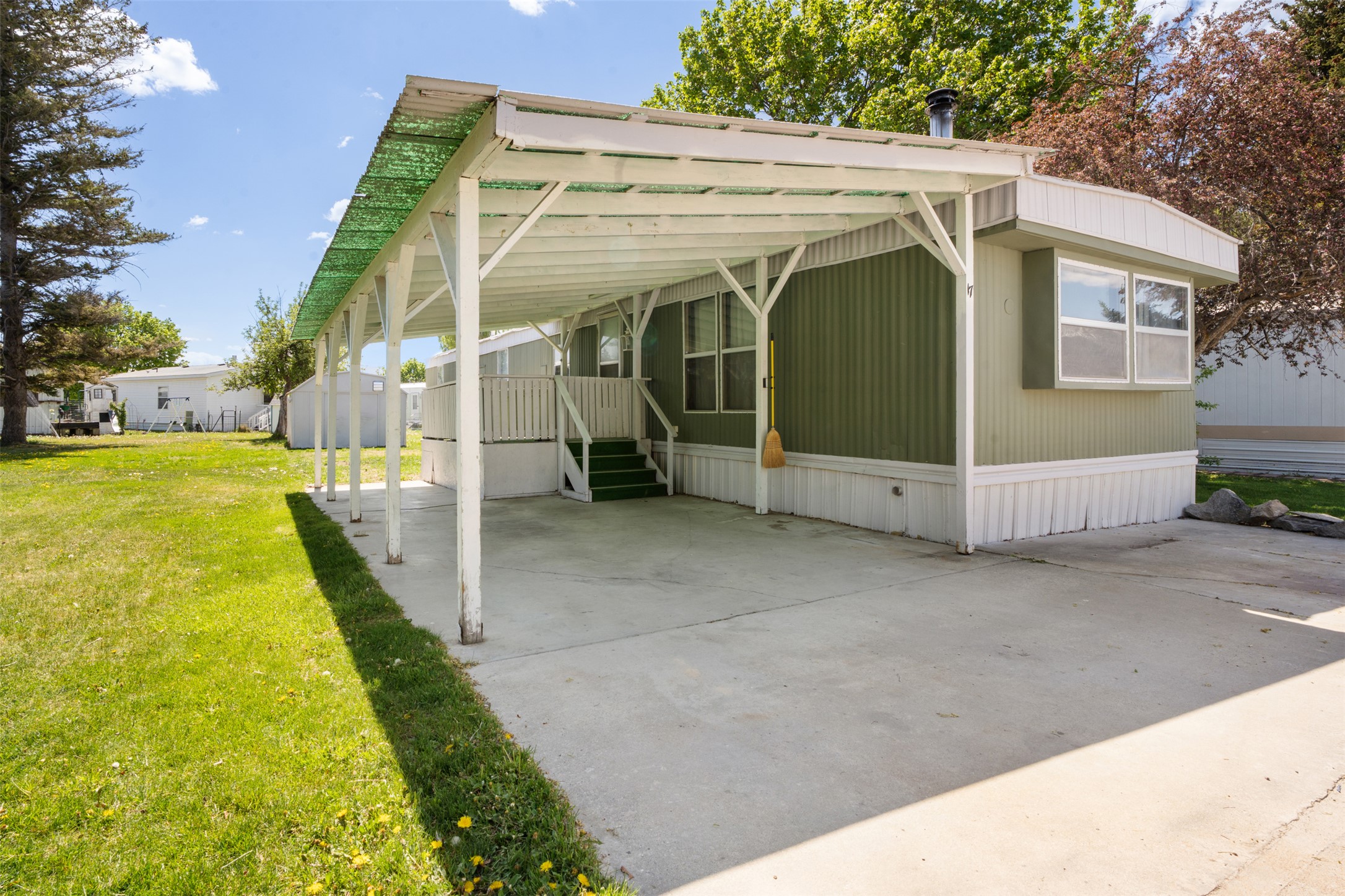 467 Grantsdale Road 17