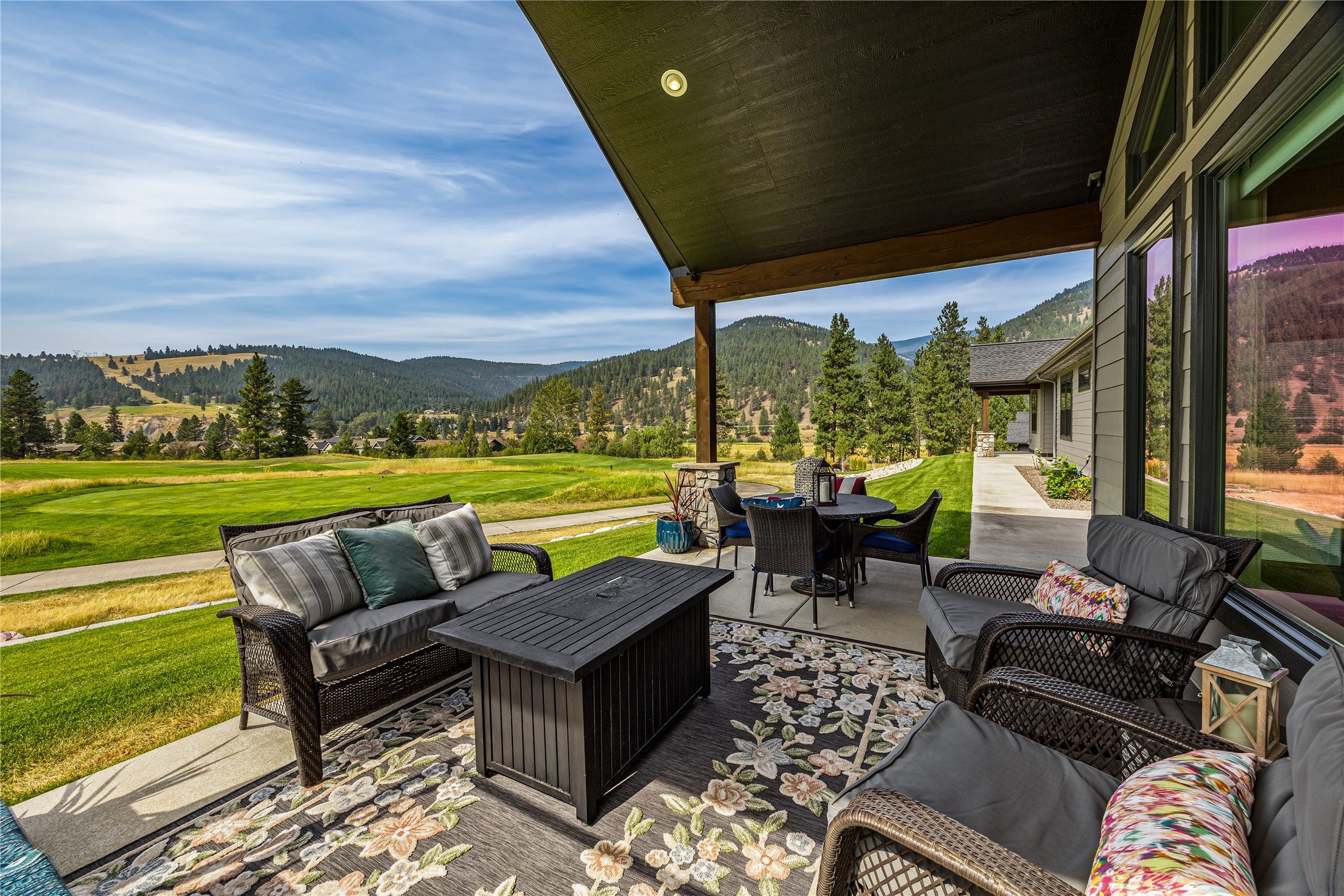 5583 Canyon River Road