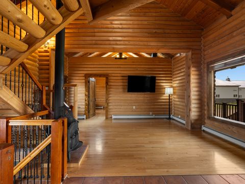 Tiny photo for 77300 Gallatin Road, Bozeman, MT 59718 (MLS # 30070938)