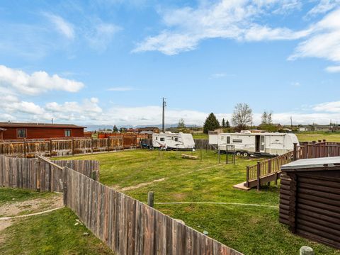 Tiny photo for 77300 Gallatin Road, Bozeman, MT 59718 (MLS # 30070938)