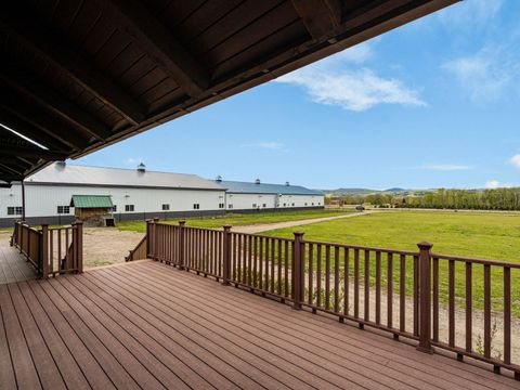 Tiny photo for 77300 Gallatin Road, Bozeman, MT 59718 (MLS # 30070938)