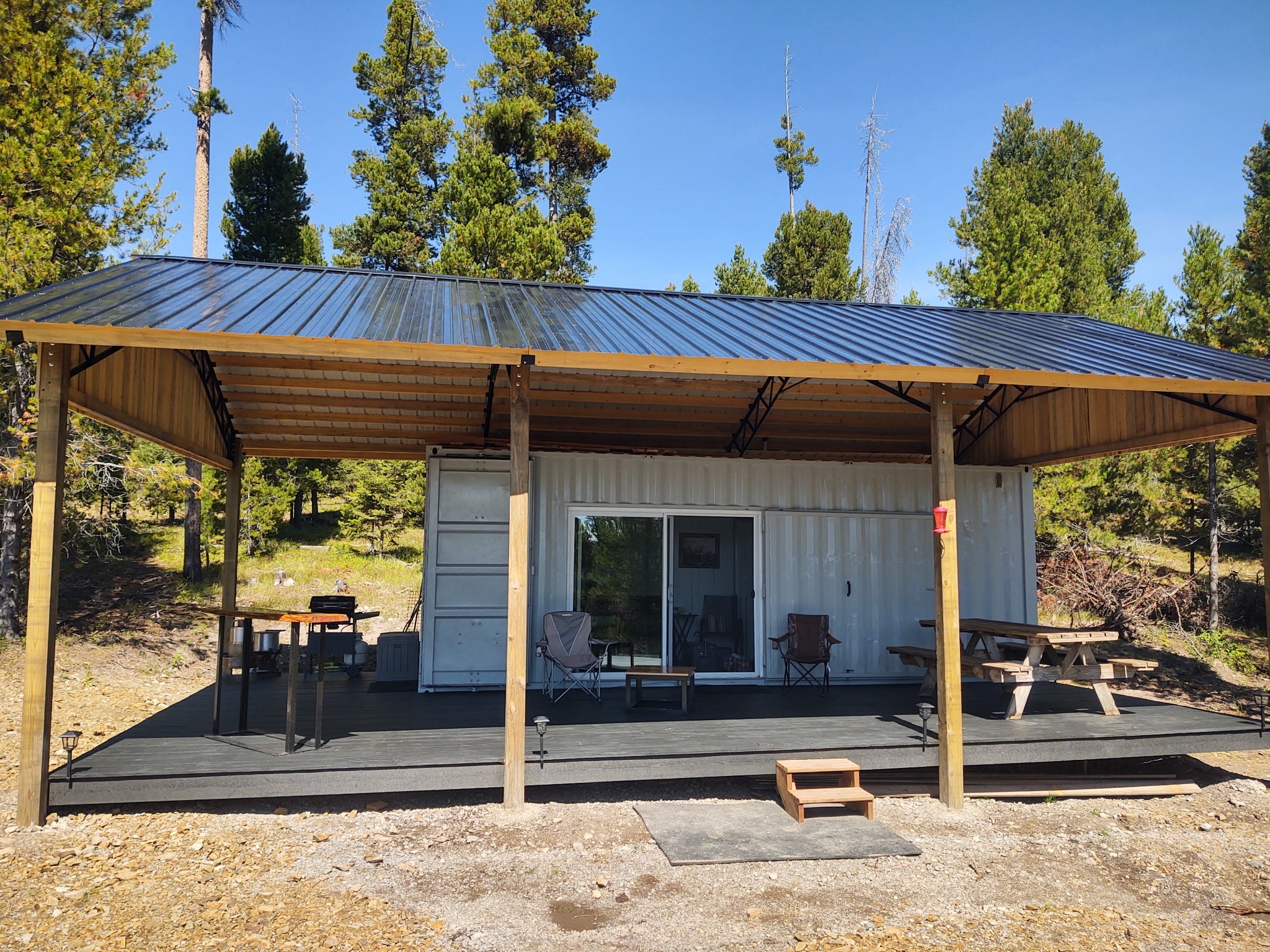 325 Hematite Road