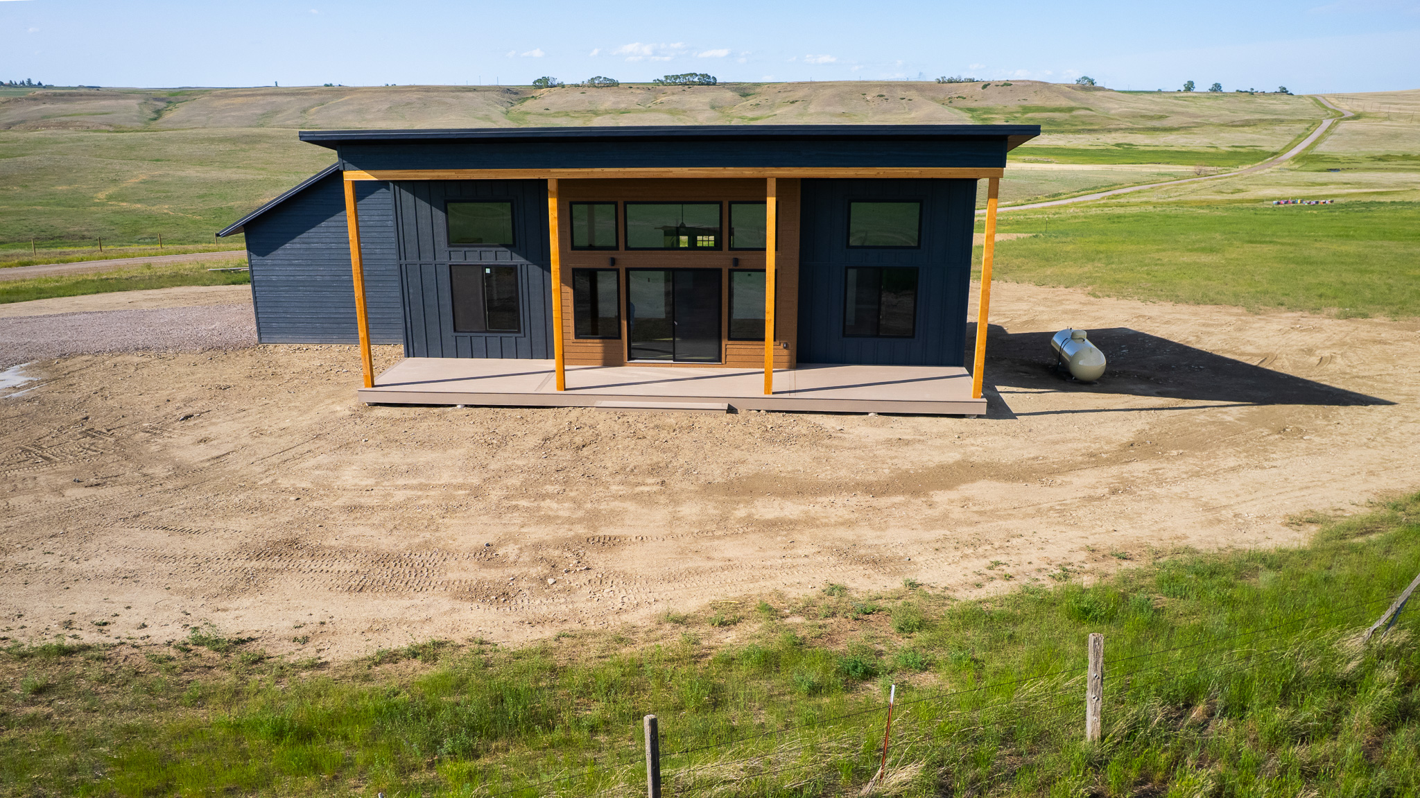 406 2nd Road SW