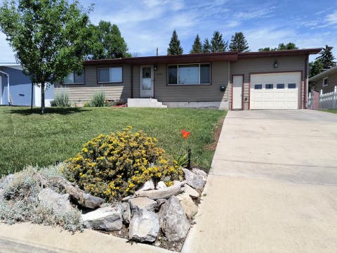 Photo of 1403 10th Avenue NW, Great Falls, MT 59404 (MLS # 30074850)