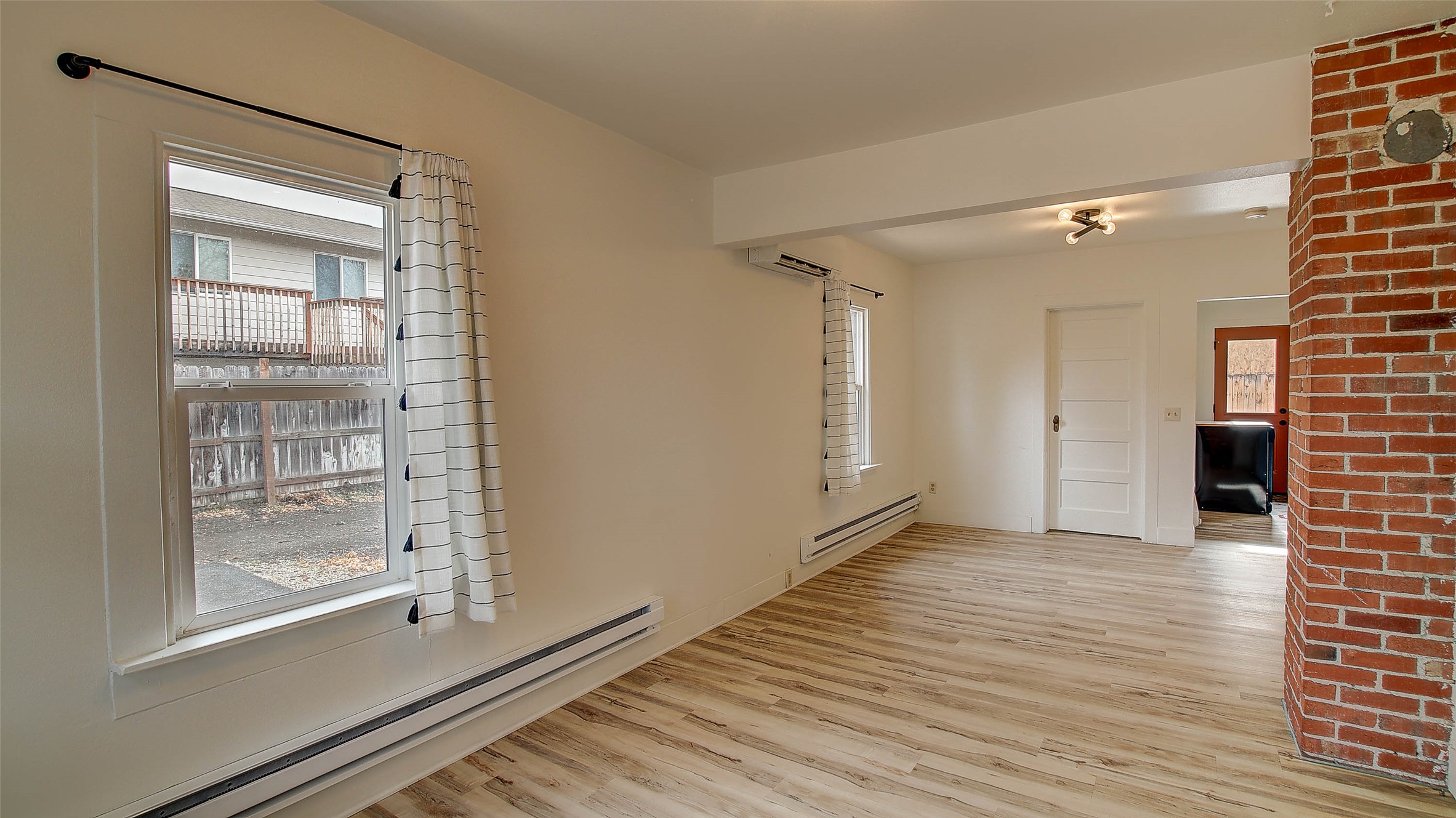 Missoula, Montana 59801, United States, 2 Bedrooms Bedrooms, ,1 BathroomBathrooms,Residential,Active,246272