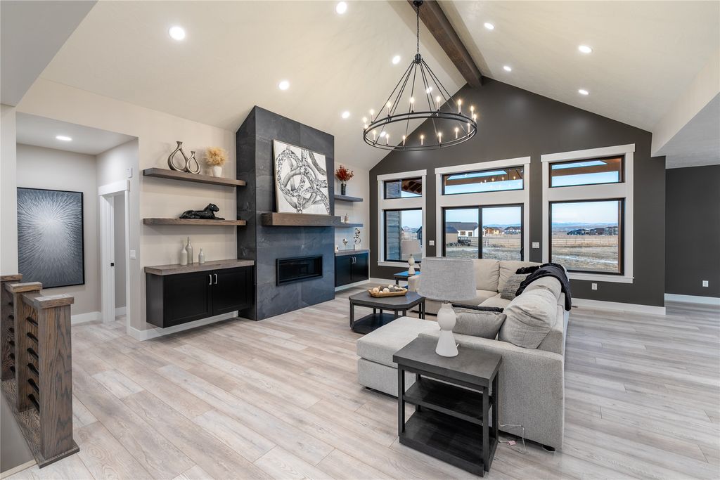 Photo of 10 Rock Quarry Lane, Great Falls, MT 59405 (MLS # 30070228)