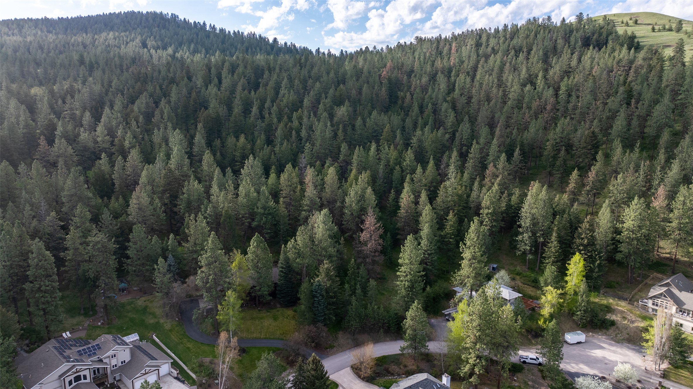 7423 Highline Court