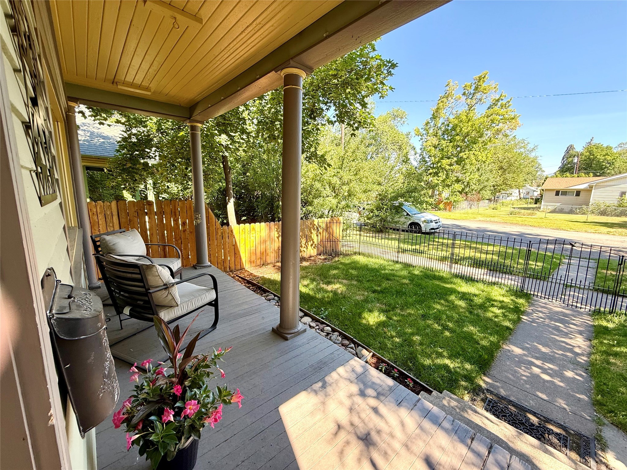 1005 Sherwood Street