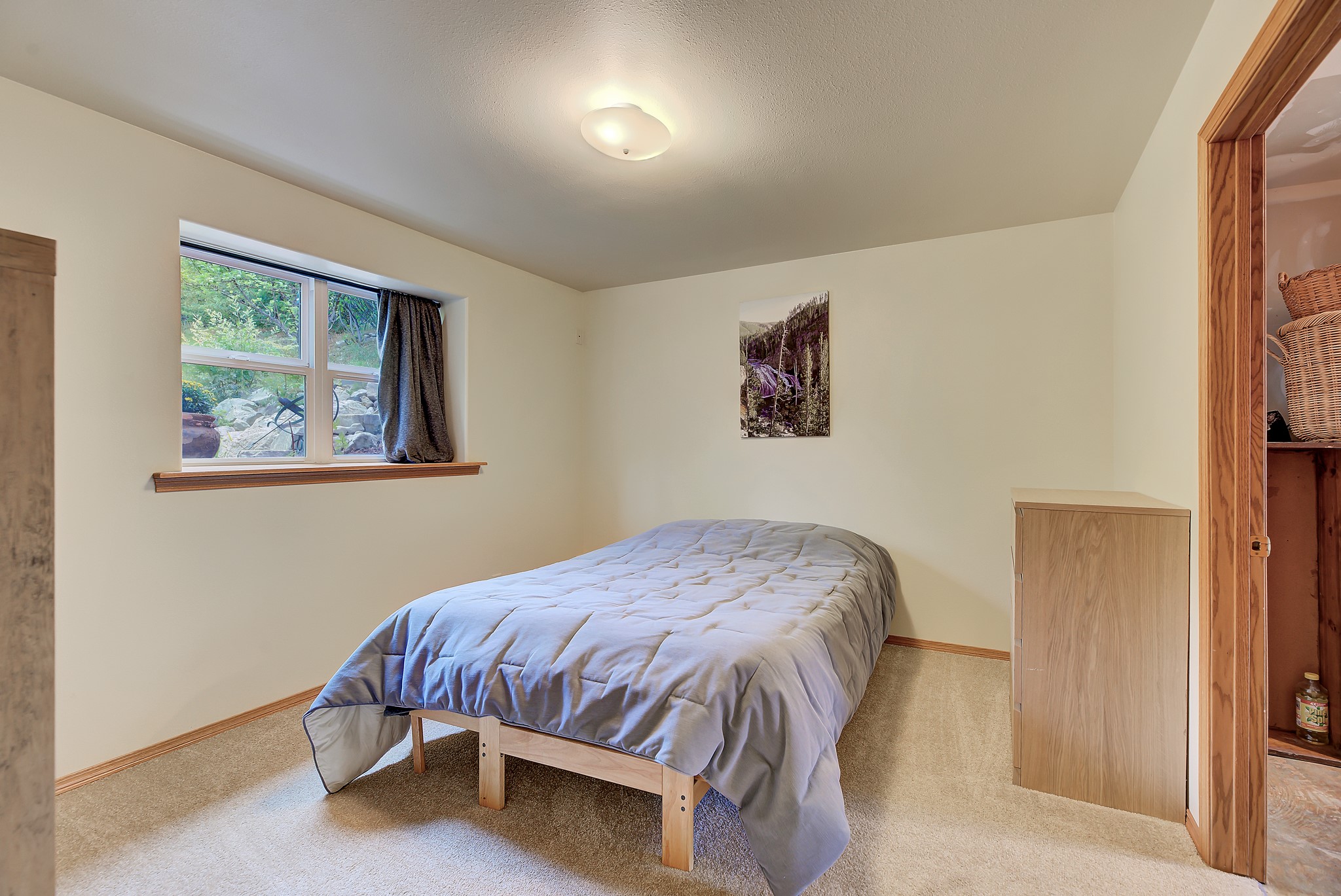 Helena, Montana 59601, United States, 3 Bedrooms Bedrooms, ,2 BathroomsBathrooms,Residential,Pending,50105