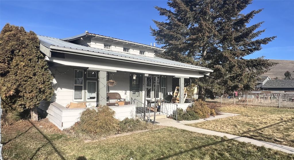 Photo of 952 Turner Street, Missoula, MT 59802 (MLS # 30064606)