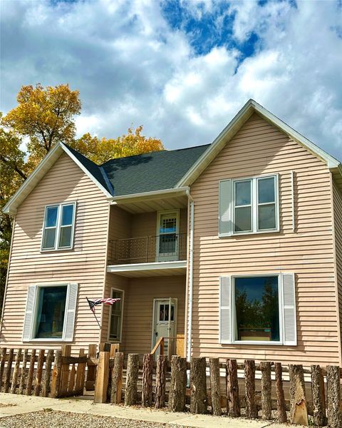 Photo of 624 Cherry Street, Anaconda, MT 59711 (MLS # 30068087)