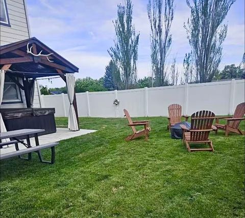Tiny photo for 1308 7th Avenue W, Kalispell, MT 59901 (MLS # 30060423)