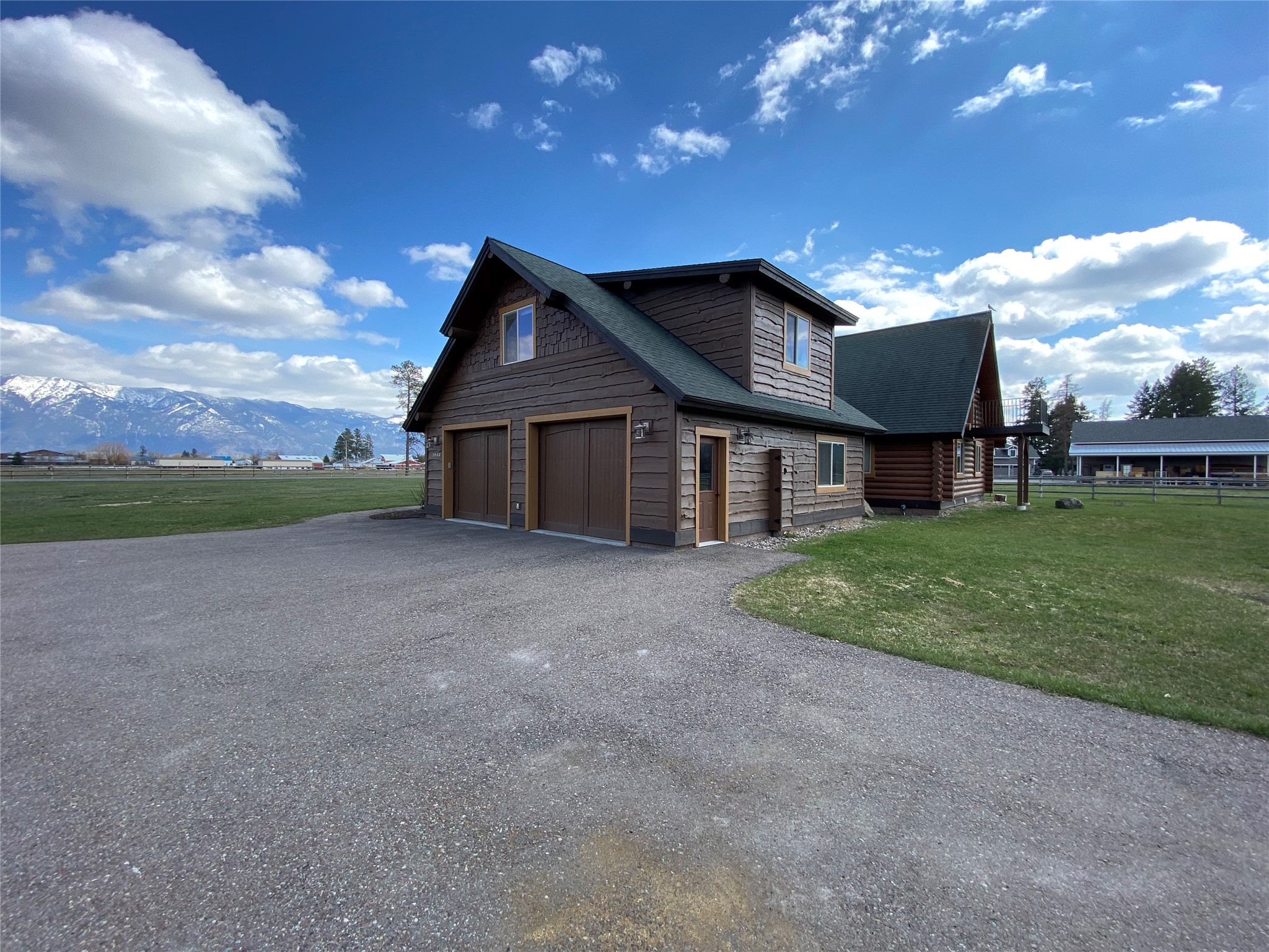 1040 Cowboy Way