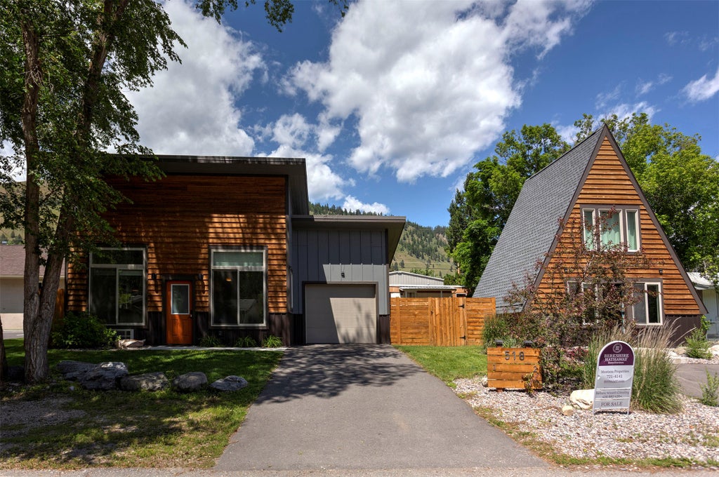 Photo of 518 Iowa Avenue #1 &amp; 2, Missoula, MT 59802 (MLS # 30073805)