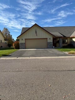 109 Crescent Landing