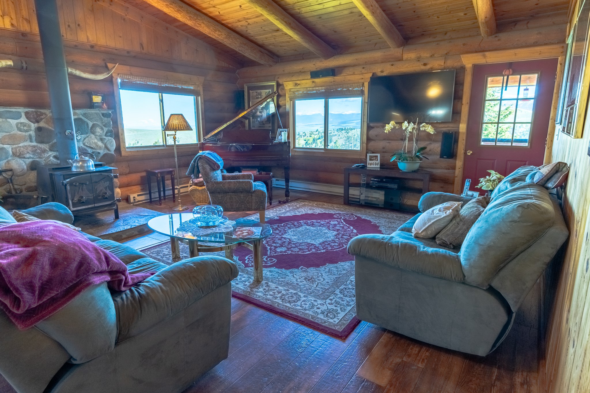 347 Upper Ross Gulch Road
