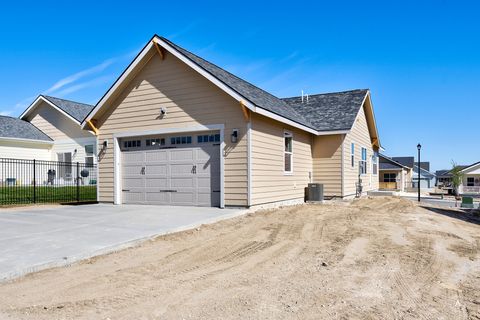 Tiny photo for 2917 Travis Avenue, Helena, MT 59601 (MLS # 30070019)