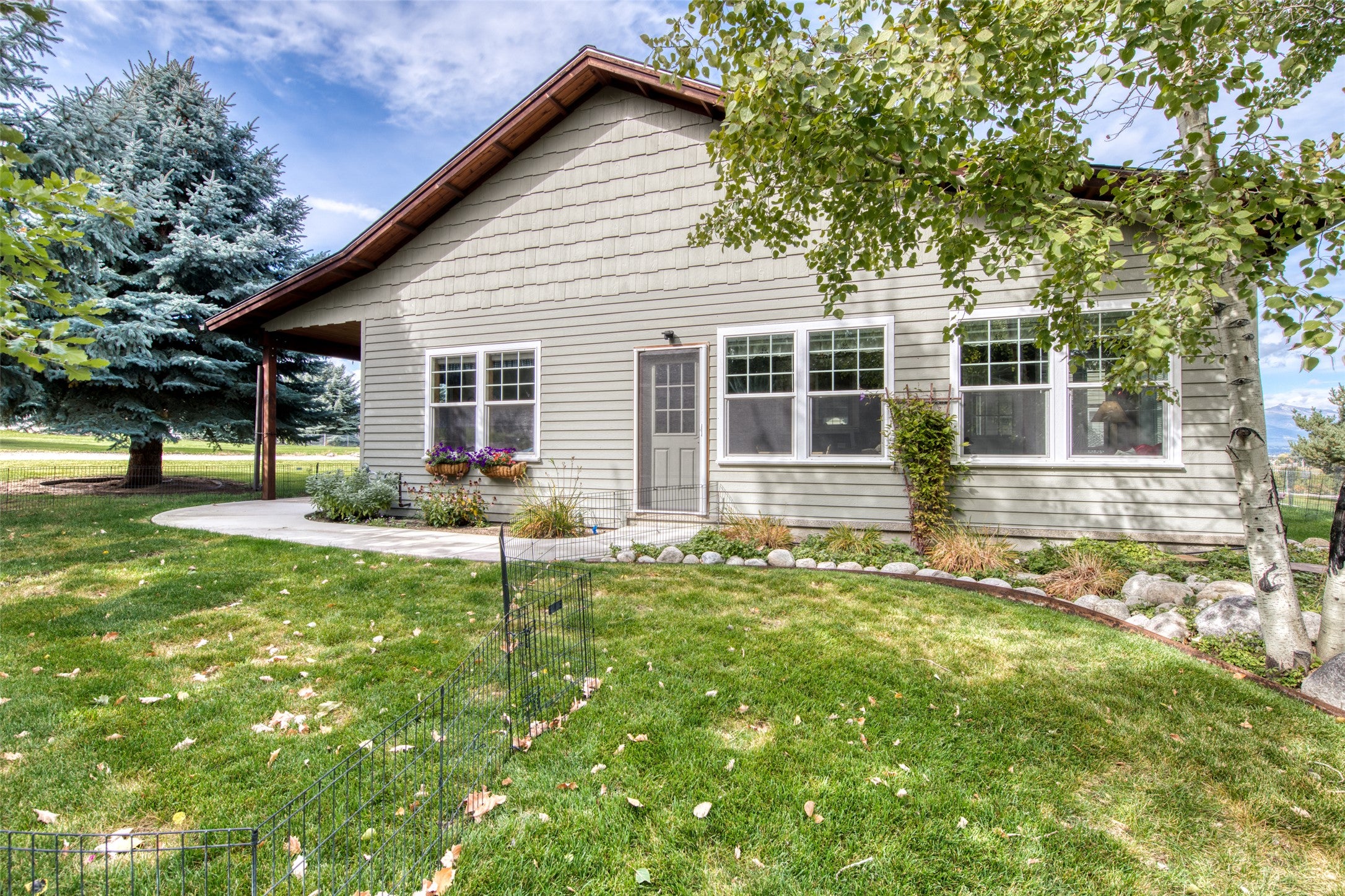 418 Lower Sky Way