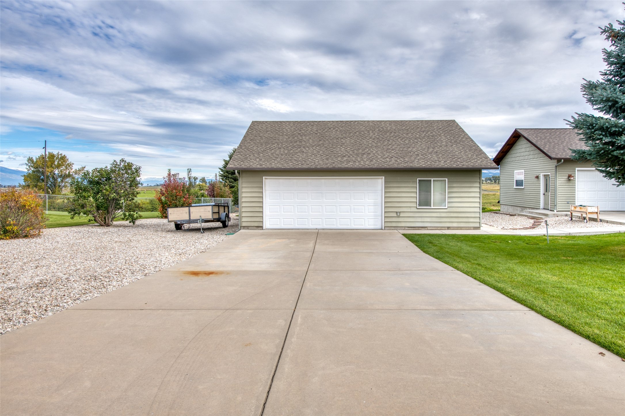 418 Lower Sky Way