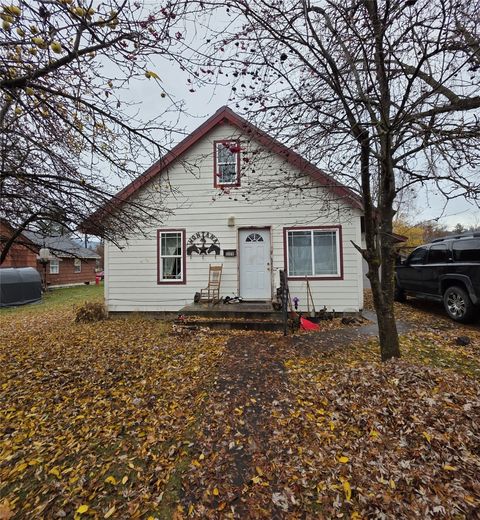 Photo of 1009 Idaho Avenue Ave, Libby, MT 59923 (MLS # 30061742)