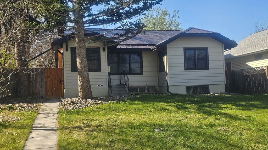 Photo of 2316 3rd Avenue N, Great Falls, MT 59401 (MLS # 30069821)