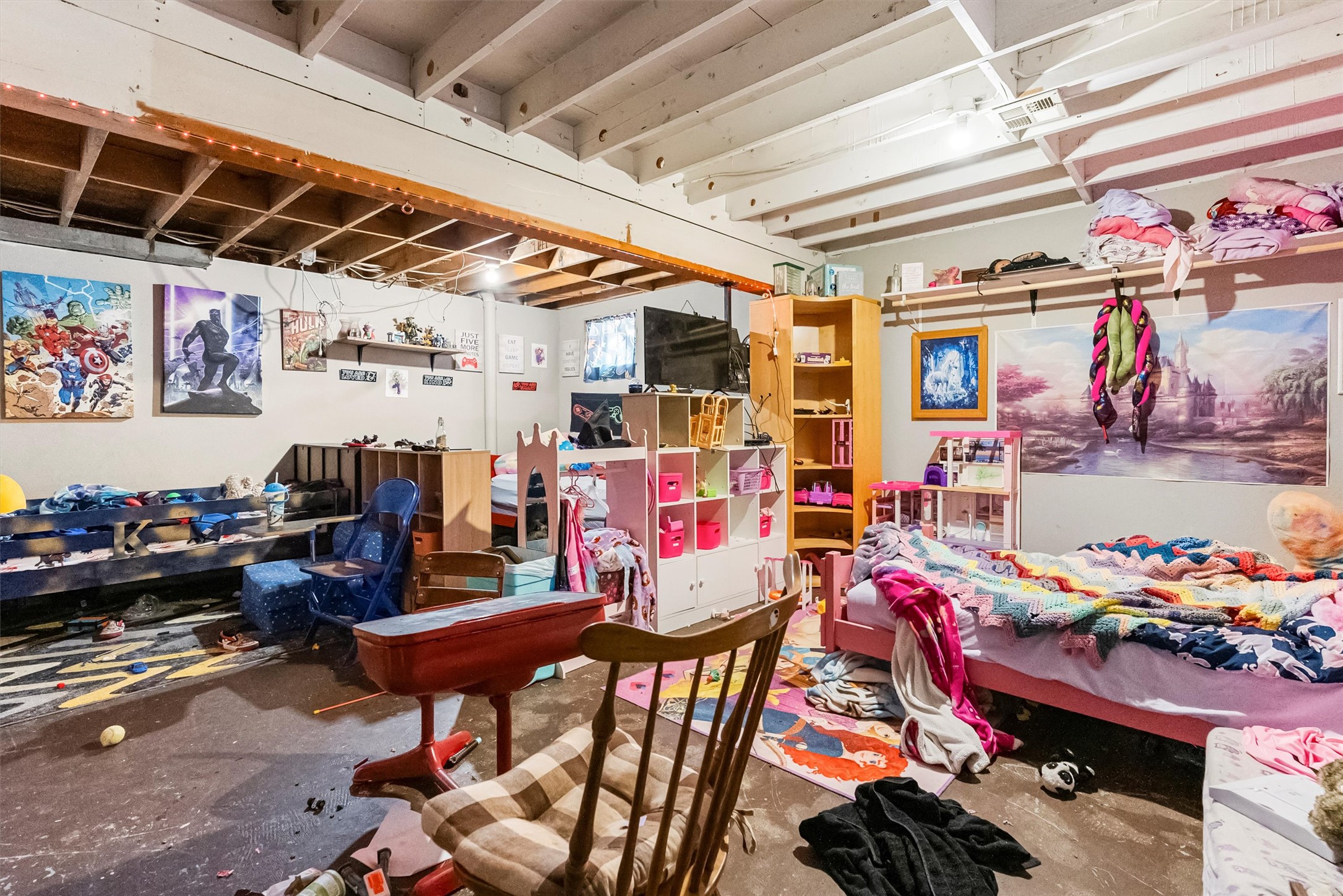 Hamilton, Montana 59840, United States, 2 Bedrooms Bedrooms, ,1 BathroomBathrooms,Residential,Active,180014