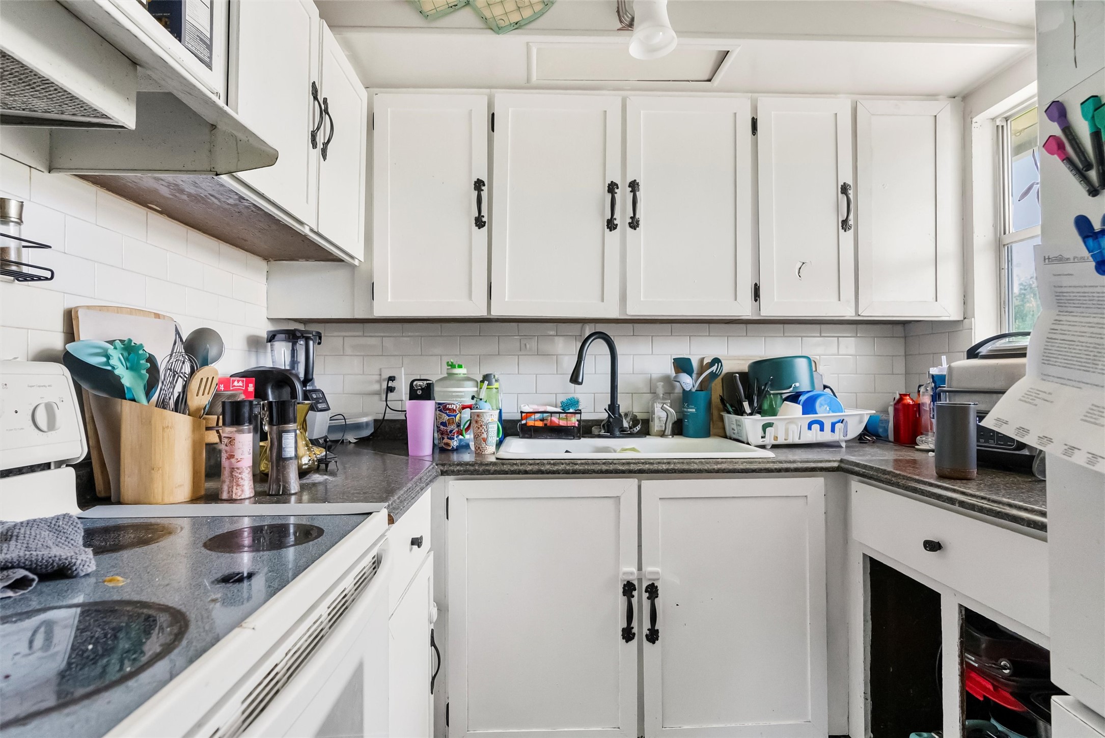 Hamilton, Montana 59840, United States, 2 Bedrooms Bedrooms, ,1 BathroomBathrooms,Residential,Active,180014