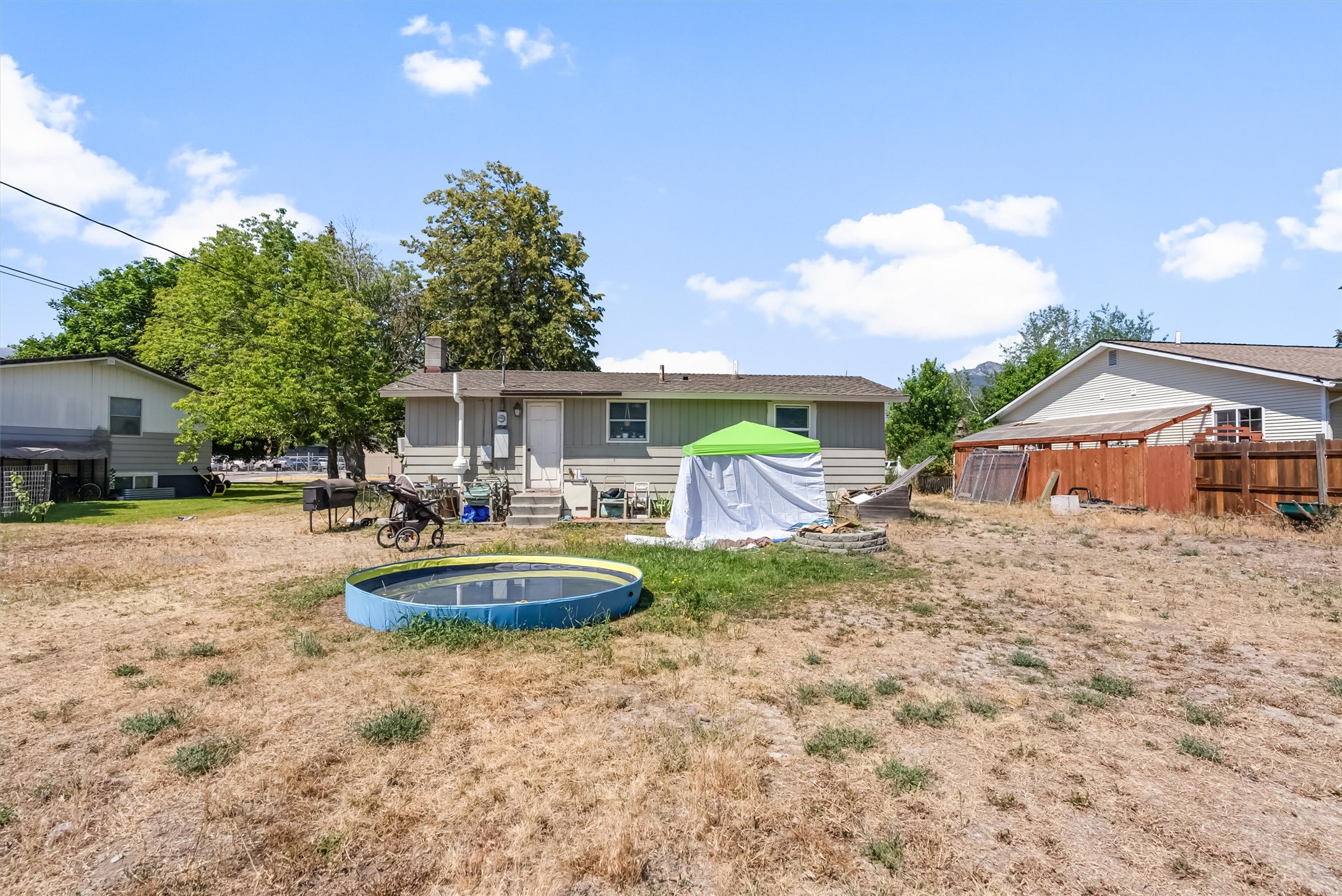 Hamilton, Montana 59840, United States, 2 Bedrooms Bedrooms, ,1 BathroomBathrooms,Residential,Active,180014