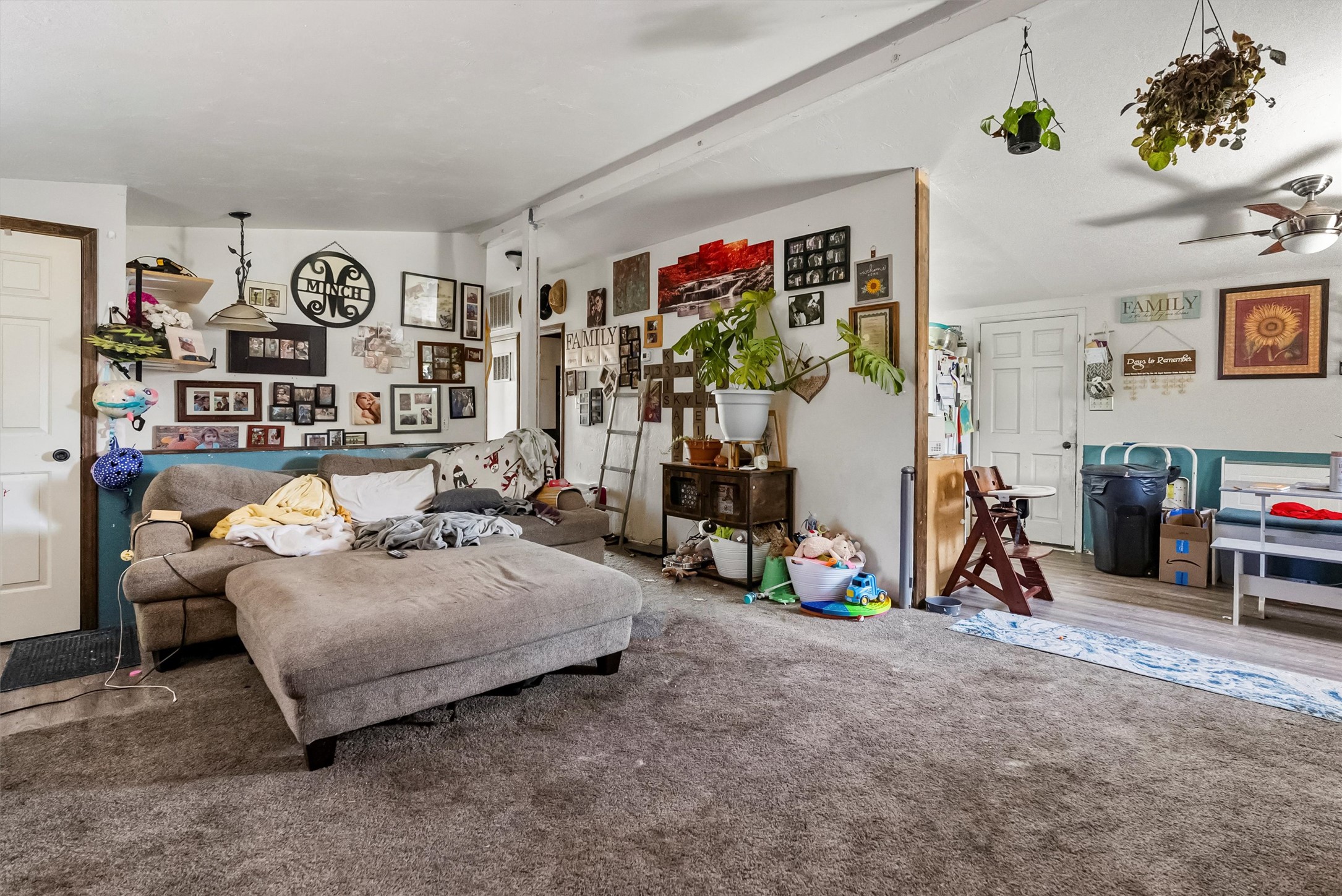 Hamilton, Montana 59840, United States, 2 Bedrooms Bedrooms, ,1 BathroomBathrooms,Residential,Active,180014