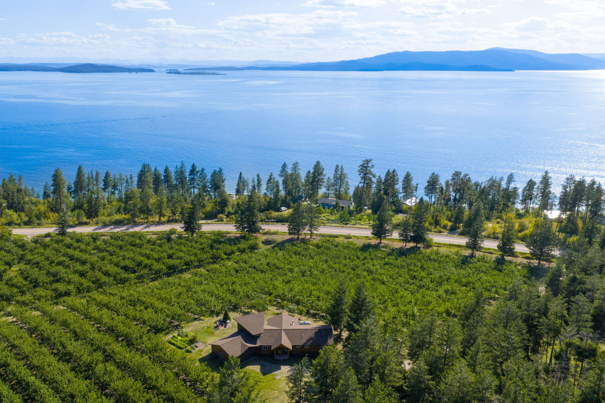 Bigfork, Montana 59911, United States, 3 Bedrooms Bedrooms, ,2 BathroomsBathrooms,Residential,Pending,190759